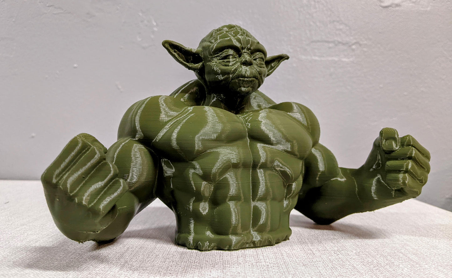 New Hulk-Yoda Bust inspired by Star Wars